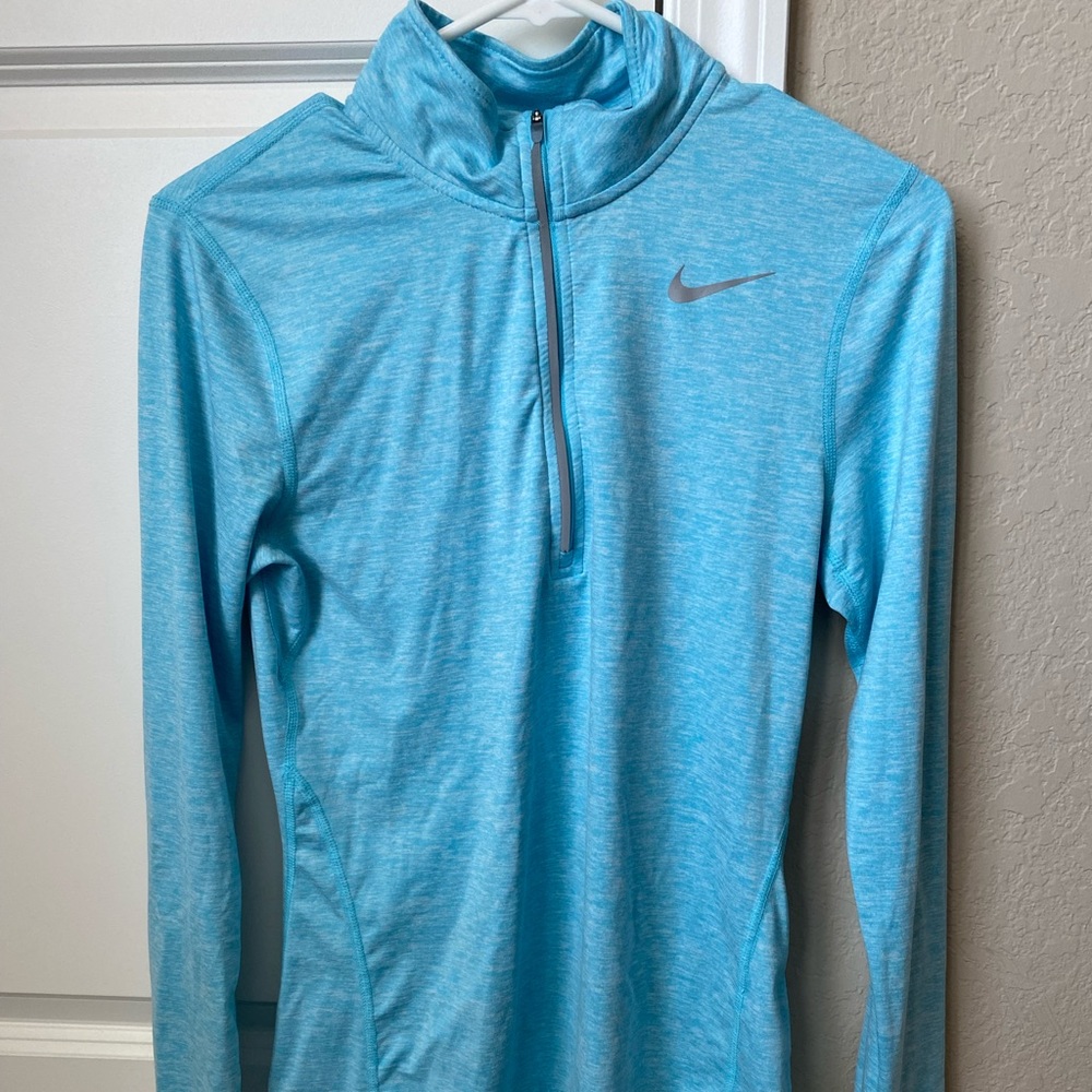 Womens Nike XS zip up jacket! Never worn!!